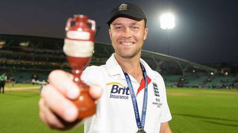 Jonathan Trott during day five of the 5th Investec Ashes Test match between England and Australia at the Kia Oval on August 25, 2013 in London, England.