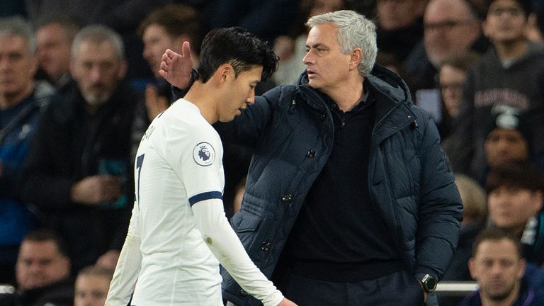 Heung-Min Son is consoled by Jose Mourinho after being sent off vs Chelsea