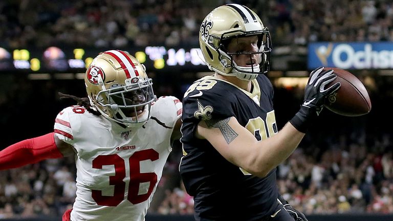 NEW ORLEANS, LOUISIANA - DECEMBER 08: Josh Hill #89 of the New Orleans Saints scores a touchdown against the San Francisco 49ers during the second quarter in the game at Mercedes Benz Superdome on December 08, 2019 in New Orleans, Louisiana. (Photo by Jonathan Bachman/Getty Images)