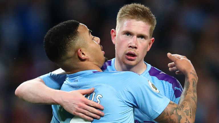 Kevin de Bruyne shone against as Manchester City beat Leicester