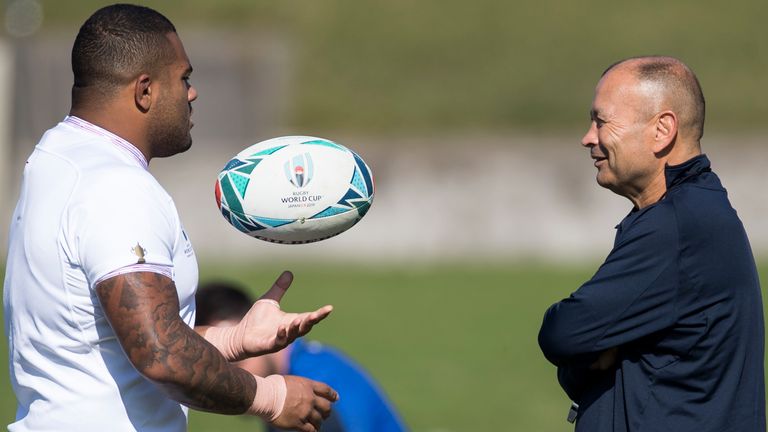 England's head coach Eddie Jones (R) speaks with England's prop Kyle Sinckler during the captain's run training session at the Fuchu Asahi Football Park in Tokyo on November 1, 2019, ahead of their final against South Africa on November 2 in the Japan 2019 Rugby World Cup