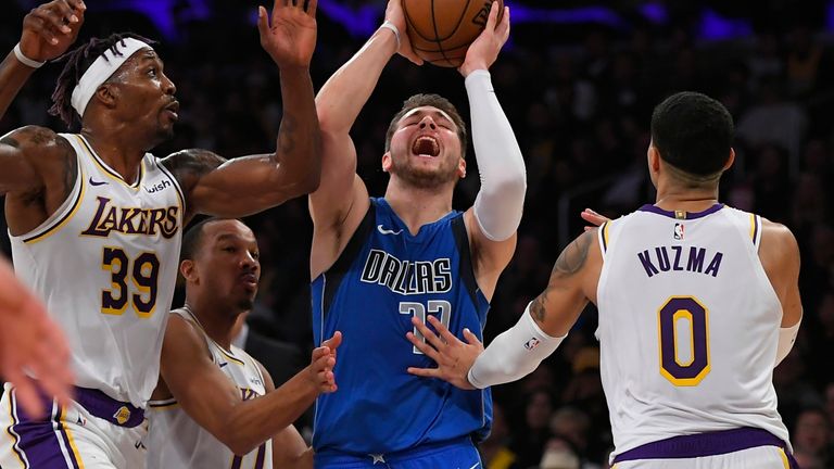 Watch: A frustrated Luka Doncic rips his jersey during Mavericks' game vs.  Lakers