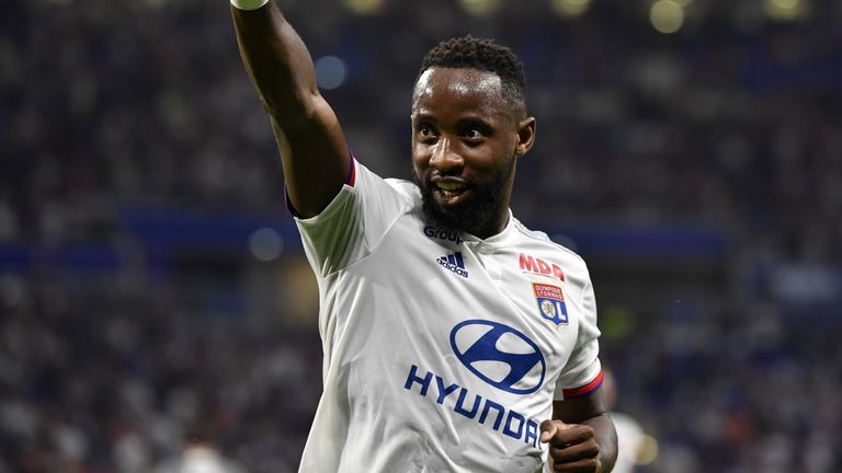 Moussa Dembele celebrates after scoring against Angers on August 16, 2019