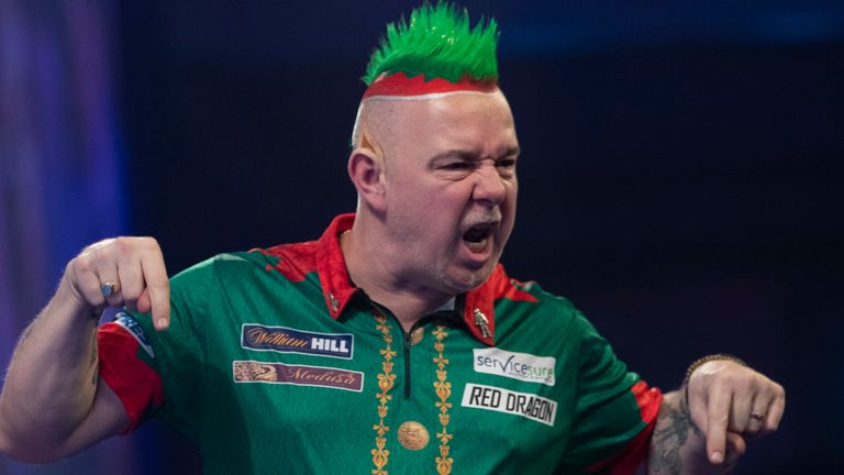 WILLIAM HILL PDC WORLD CHAMPIONSHIP  2020.ALEXANDRA PALACE.LONDON.PIC;LAWRENCE LUSTIG.ROUND 2.PETER WRIGHT V NOEL MALICDEM.PETER WRIGHT WINS IN A SUDDEN DEATH SHOOT OUT