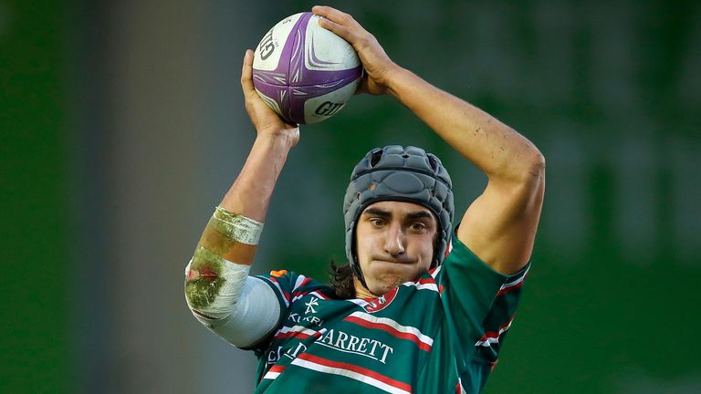 LEICESTER, ENGLAND - DECEMBER 07: Sam Lewis of Leicester Tigers catches the ball during the European Rugby Challenge Cup Round 3 match between Leicester Tigers and Calvisano Rugby at Welford Road Stadium on December 07, 2019 in Leicester, England. (Photo by Malcolm Couzens/Getty Images)