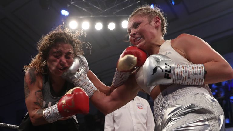 Shannon Courtney v BUCHRA EL QUAISSI, Bantamweight fight  contest, York Hall, London.19th December 2019.Picture By Mark Robinson..