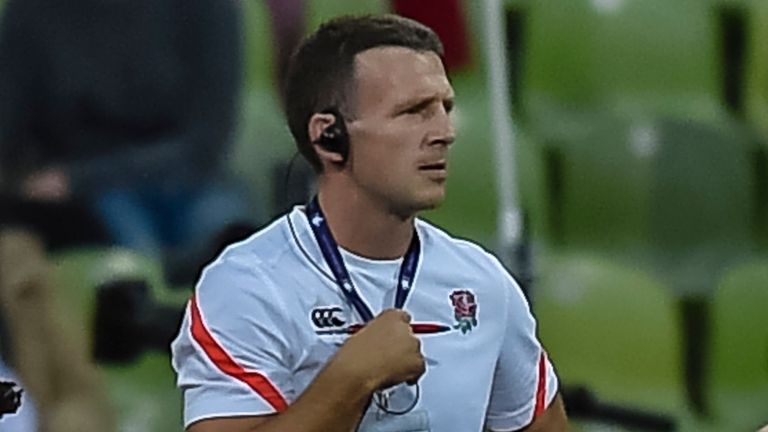 Simon Amor, head coach of England during the match England vs Australia, at the Rugby Oktoberfest7s in Munich, southern Germany on September 30, 2017. The German Rugby Union is hosting a major rugby sevens tournament for the first time in Munich on Sept 29 and 30 called the Oktoberfest 7s. / AFP PHOTO / Guenter SCHIFFMANN (Photo credit should read GUENTER SCHIFFMANN/AFP via Getty Images)