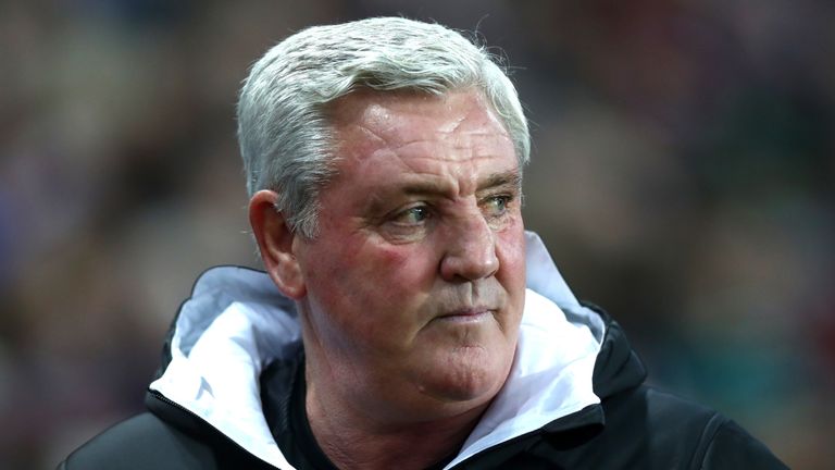 Steve Bruce began his managerial career at Sheffield United in 1998