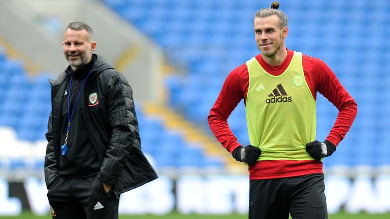Wales boss Ryan Giggs insists Gareth Bale is still very much in love with football