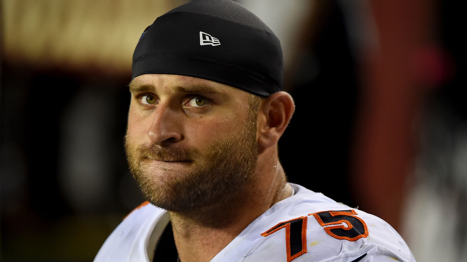 Chicago Bears guard Kyle Long announces surprise retirement from NFL