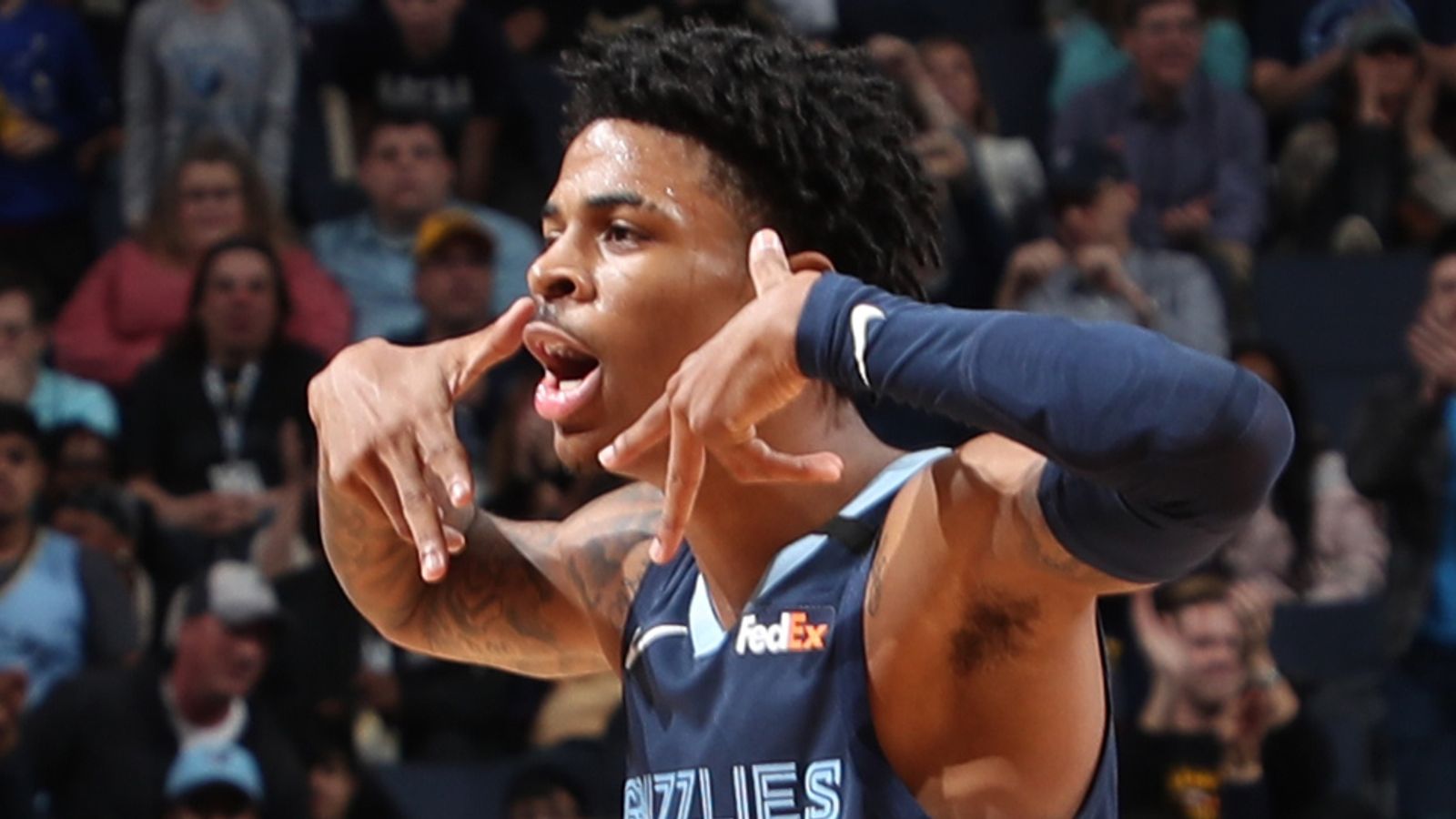 X \ CBS Sports HQ على X: Ja Morant is in ELITE company As rookies, the  ONLY players in NBA history to post 17 PPG, 6 APG while shooting 35% from 3