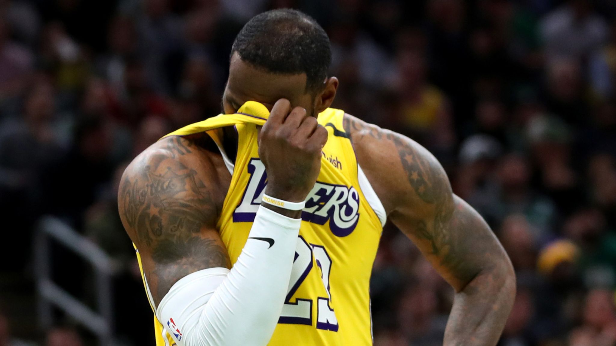 Thomas Bryant exposes Nikola Jokic in Lakers' win over Nuggets