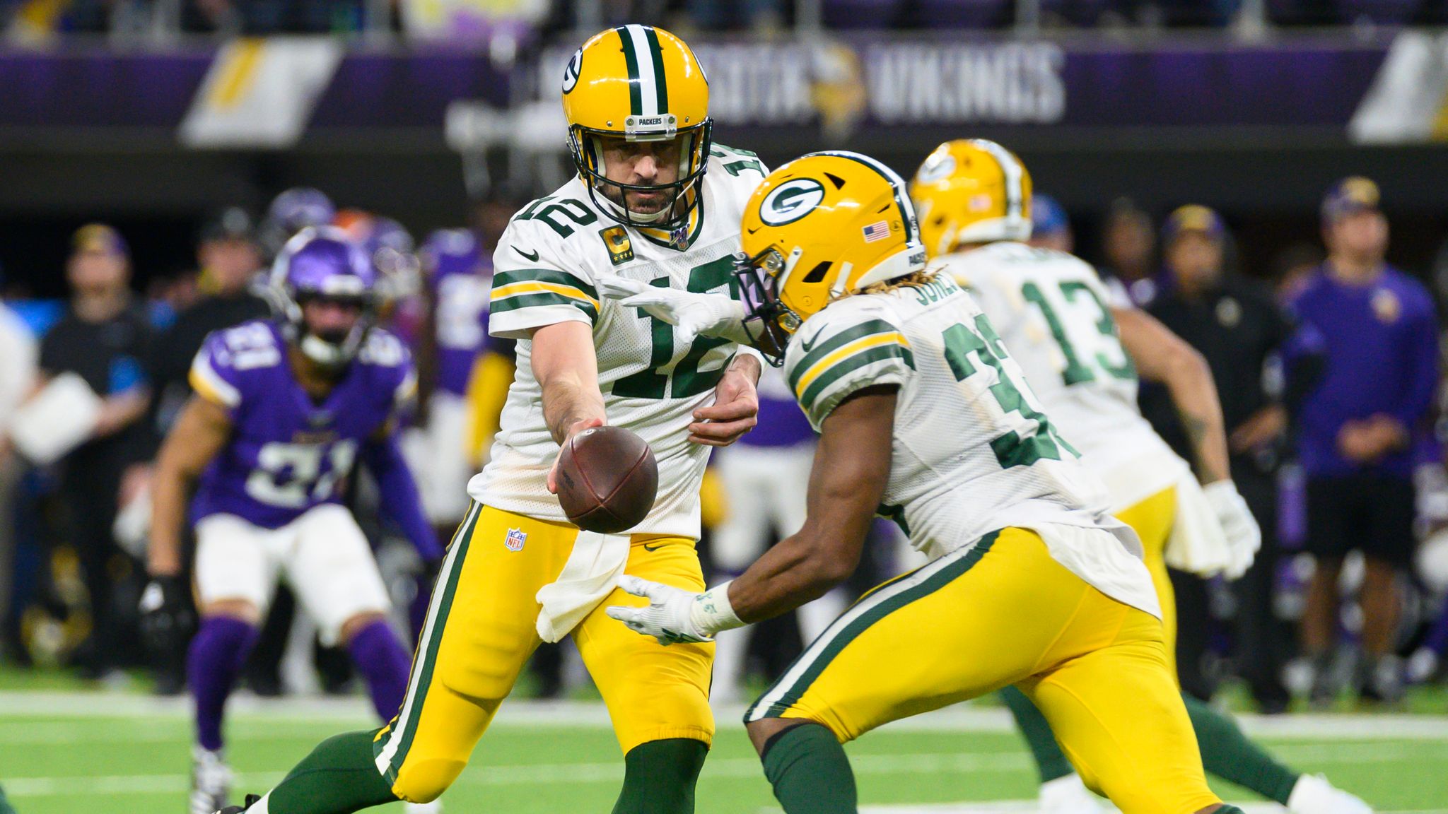 NFL: Steelers gear up for rare matchup with Aaron Rodgers, Packers