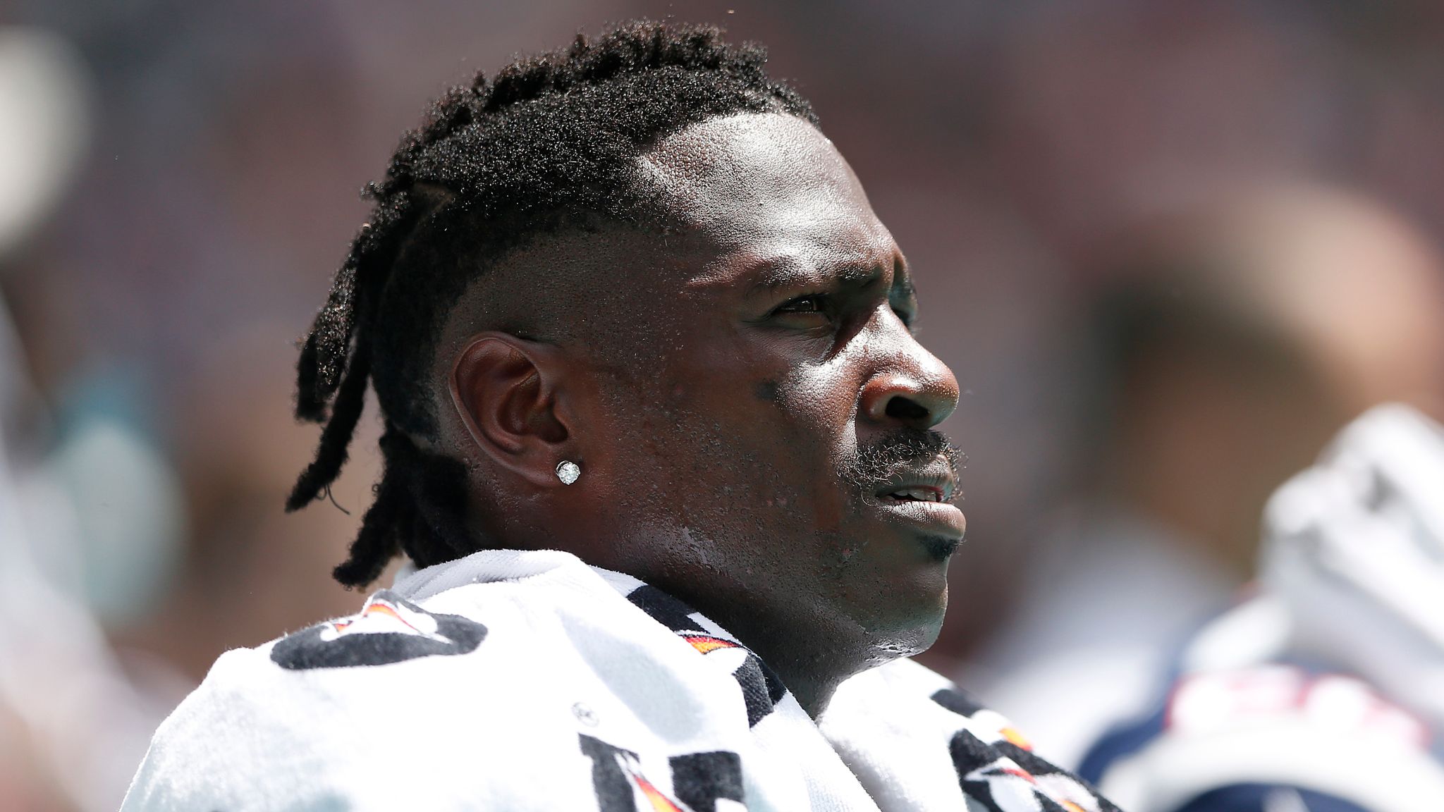 NFL free agent Antonio Brown gets probation for fight with driver