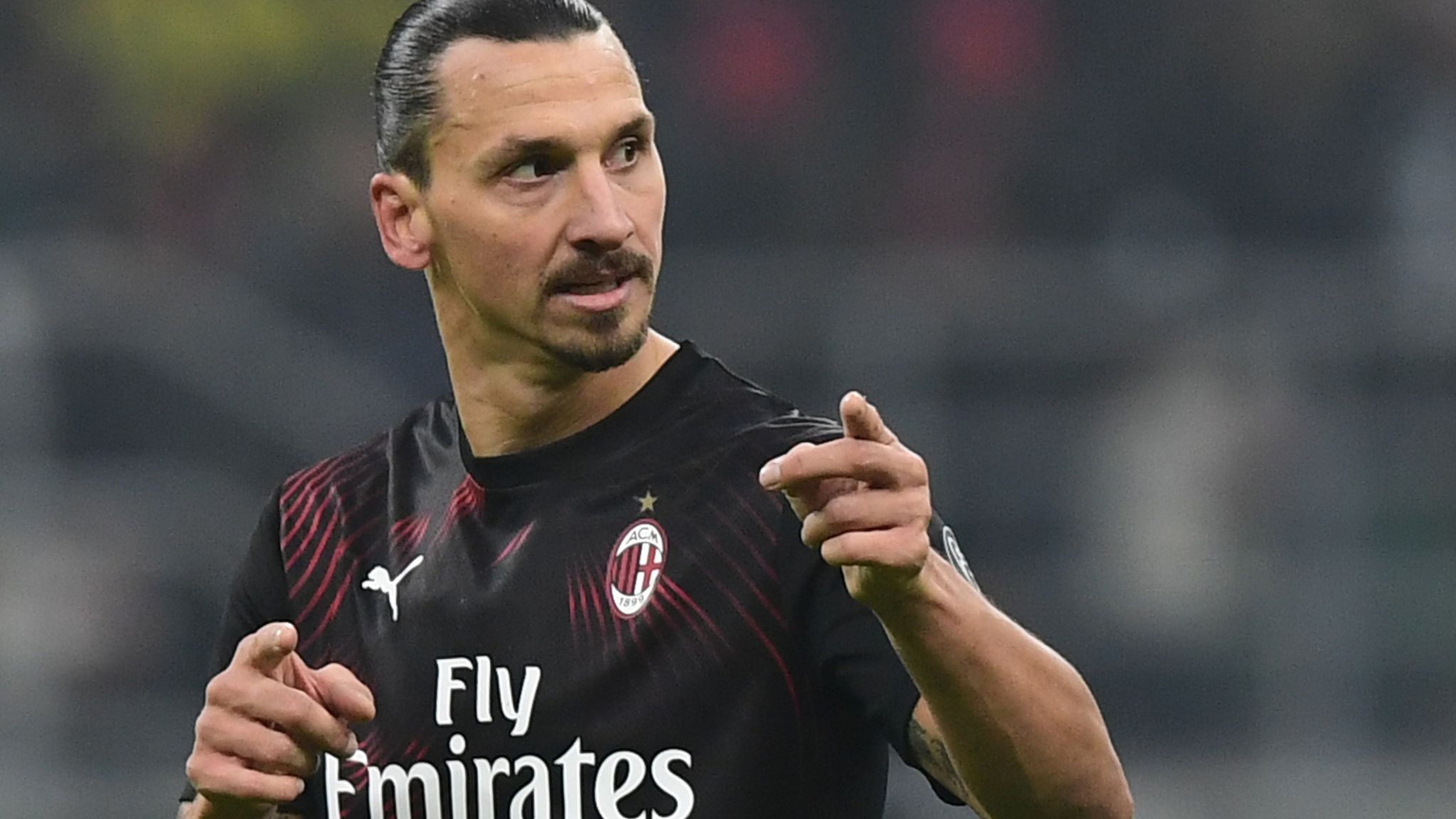 Zlatan Ibrahimovic: AC Milan say striker has injured calf, not Achilles |  Football News | Sky Sports