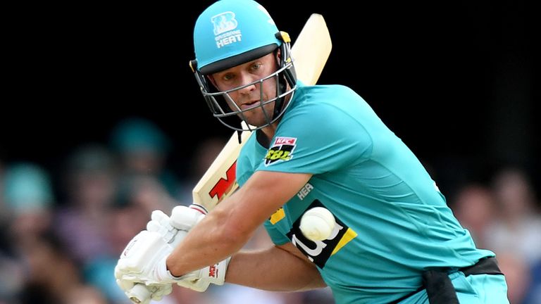 AB de Villiers made 40 from 32 balls in Brisbane Heat's seven-wicket win over Adelaide Strikers at the Gabba on Tuesday