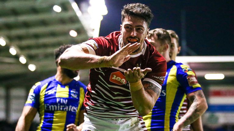 Picture by Alex Whitehead/SWpix.com - 09/03/2017 - Rugby League - Betfred Super League - Warrington Wolves v Wigan Warriors - Halliwell Jones Stadium, Warrington, England -