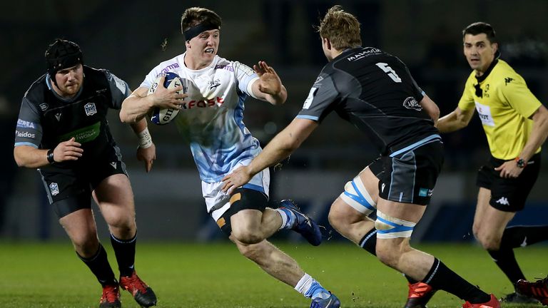 Ben Curry looks to get past Jonny Gray