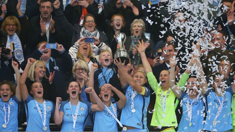 Cushing led City to the Women's Super League title in 2016