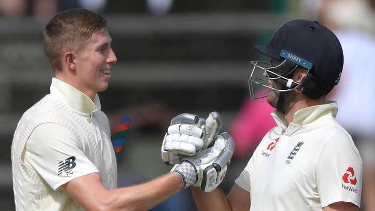 England openers Zak Crawley (L) and Dom Sibley shared a stand of 107 during the first innings in Johannesburg