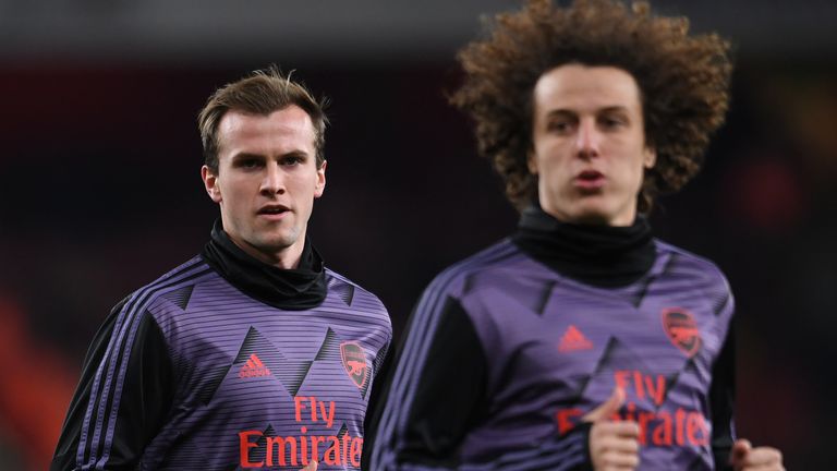 Rob Holding and David Luiz warm-up for Arsenal before the Leeds game