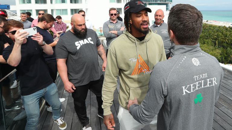 January 27, 2020; Miami, FL, USA; WBO middleweight champion Demetrius Andrade and challenger Luke Keeler face off on the penthouse deck of the Nautilus by Arlo hotel in Miami Beach, FL.  The two will meet in the main event of the January 30th Matchroom Boxing USA card at The Meridian.  Mandatory Credit: Ed Mulholland/Matchroom Boxing USA