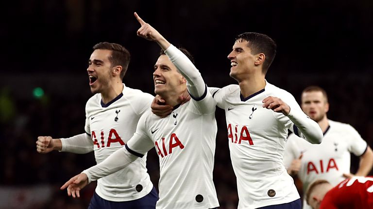 Tottenham Hotspur&#39;s Giovani Lo Celso (centre) celebrates scoring his side&#39;s first goal of the game against Middlesbrough