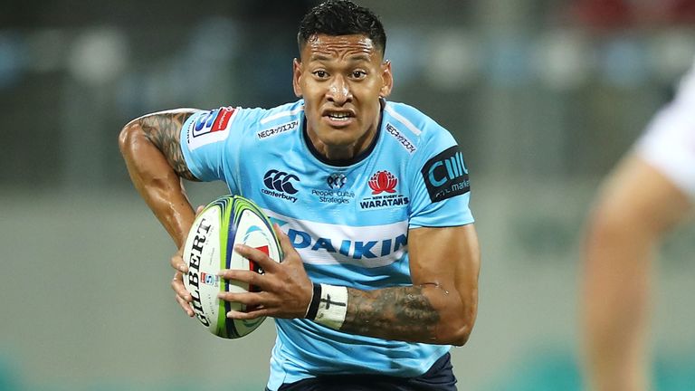 Israel Folau of the Waratahs makes a break during the round six Super Rugby match between against the Crusaders on March 23, 2019
