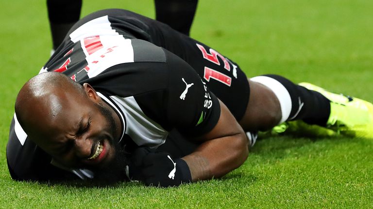 Newcastle's Jetro Willems injured against Chelsea