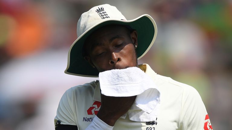 CENTURION, SOUTH AFRICA - DECEMBER 26: England bowler Jofra Archer towels down in the heat during Day One of the First Test match between England and South Africa at SuperSport Park on December 26, 2019 in Pretoria, South Africa