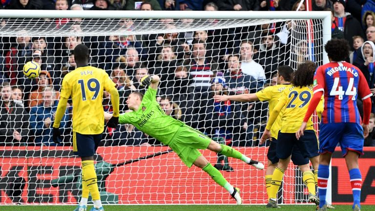 Jordan Ayew's deflected goal makes it 1-1