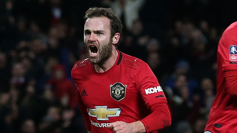 Juan Mata's goal after 67 minutes proved the difference for Manchester United