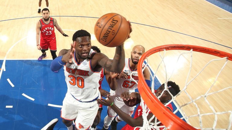 Julius Randle tuvo 22 puntos y 15 rebotes para los New York Knicks 