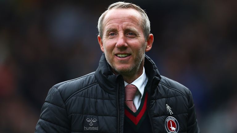 Charlton boss Lee Bowyer has signed a new three-year contract