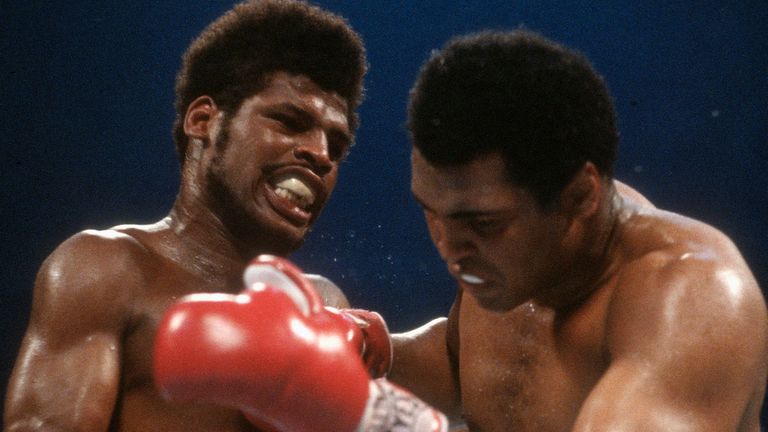 NEW ORLEAN, LA - SEPTEMBER 15: Muhammad Ali (R) and Leon Spinks (L) exchange punches during the WBA Heavyweight Title fight September 15, 1978, at the Louisiana Superdome in New Orleans, Louisiana. (Photo by Focus on Sport/Getty Images) *** Local Caption *** Muhammad Ali; Leon Spinks