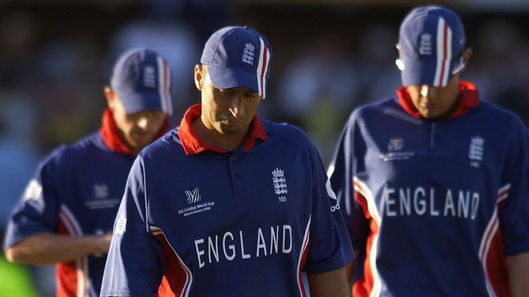 PORT ELIZABETH - MARCH 2: England captain Nasser Hussain walks off looking dejected during the ICC Cricket World Cup 2003, Pool A match between Australia and England held on March 2, 2003 at St George&#39;s Park in Port Elizabeth, South Africa. Australia won the match by 2 wickets. 