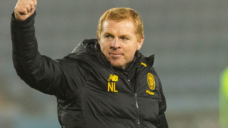 Neil Lennon salutes the Celtic supporters following his side&#39;s victory