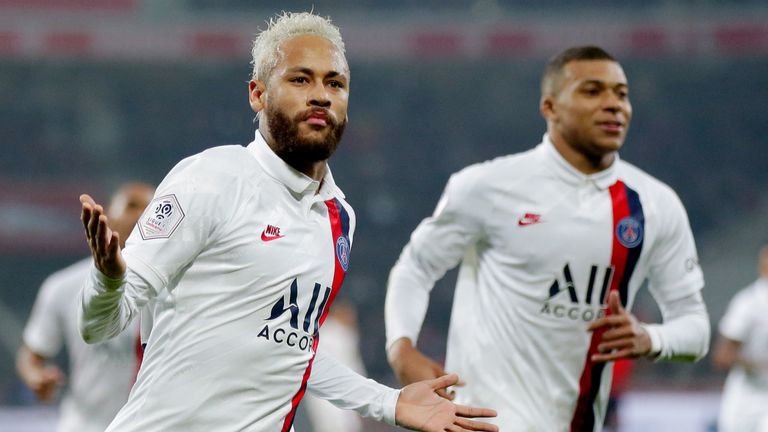 Neymar's penalty helped Paris Saint-Germain to victory over Lille