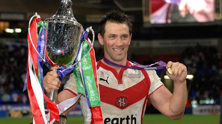 Rugby League - Carnegie World Cup Challenge - St Helens v Brisbane Broncos - Reebok Stadium
St Helens' Paul Sculthorpe celebrates with the trophy and his man-of-the-match medal after winning the Carnegie World Cup Challenge match against Brisbane Broncos at the Reebok Stadium, Bolton.