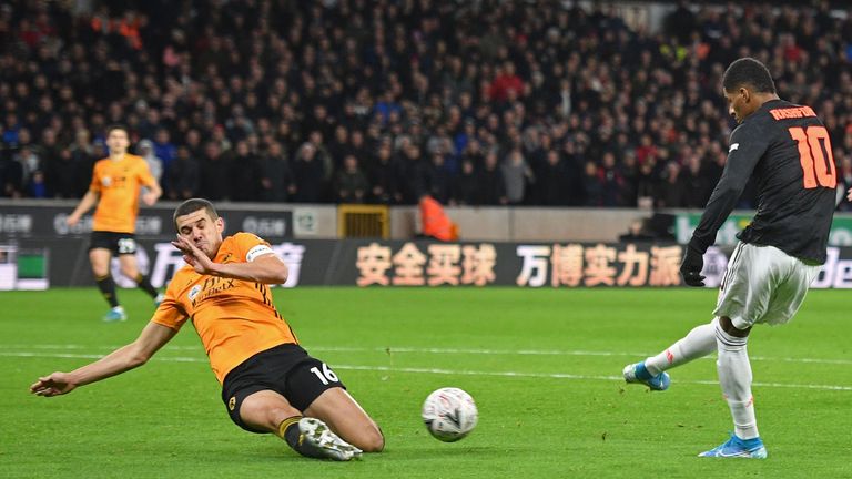 United&#39;s best chance at Molineux fell to Marcus Rashford, but a stunning block from Conor Coady diverted it onto the crossbar