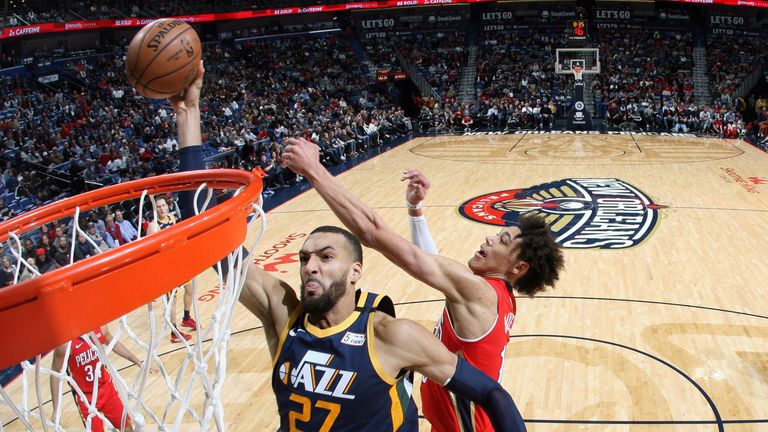  Rudy Gobert of the Utah Jazz dunks the ball during the game against the New Orleans Pelicans