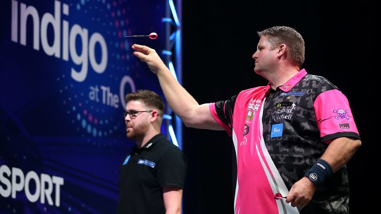 Mitchell is in top form ahead of his quarter-final meeting with Scott Waites