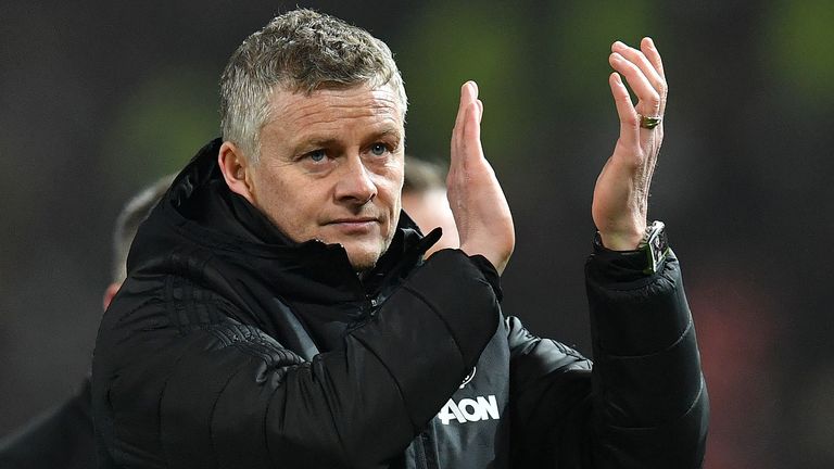 Ole Gunnar Solskjaer thanks the fans after the final whistle