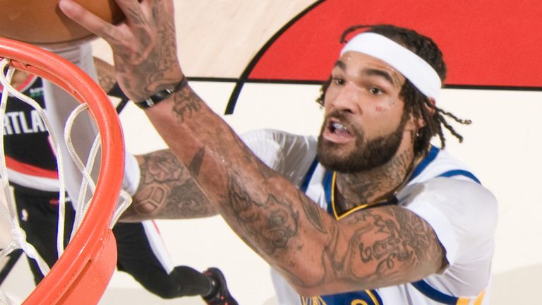 Willie Cauley-Stein rises to the basket to score for the Golden State Warriors