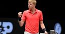 Edmund races into New York final