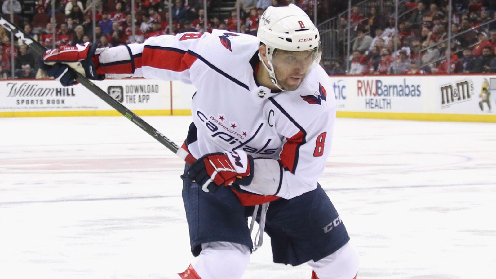 Alex Ovechkin Scores 700th NHL Goal; David Ayres Climbs Off Zamboni To ...