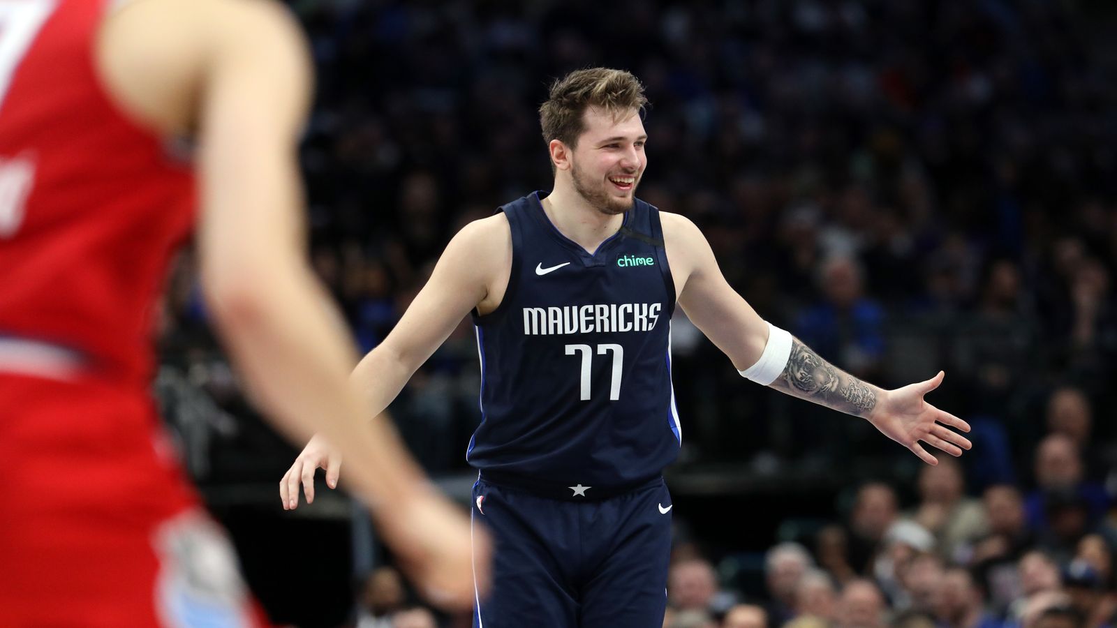 Doncic hits circus shot in Mavs return | NBA News | Sky Sports