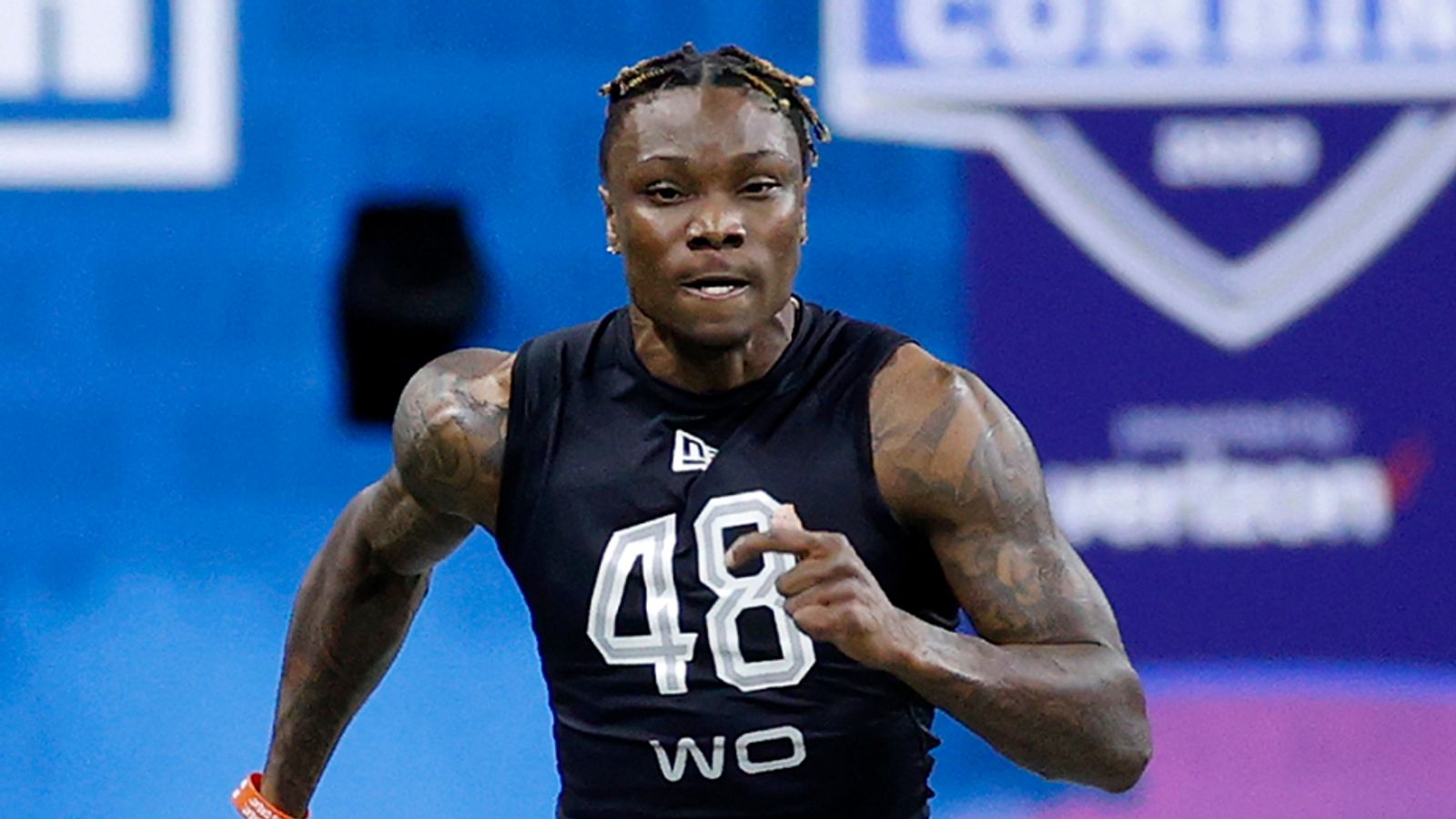 Alabama wide receiver Henry Ruggs III misses John Ross' 40yard dash