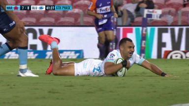 Marchant scores first Super Rugby try