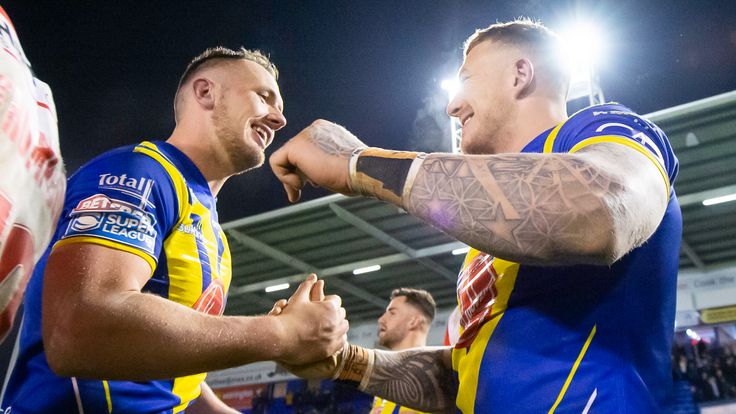 Picture by Allan McKenzie/SWpix.com - 06/02/2020 - Rugby League - Betfred Super League - Warrington Wolves v St Helens - Halliwell Jones Stadium, Warrington, England - Ben Currie & Josh Charnley.